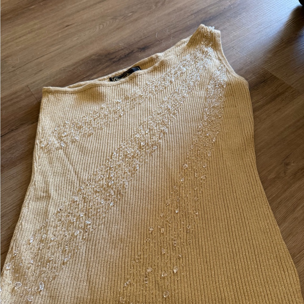 Chic Beige Sleeveless Top
